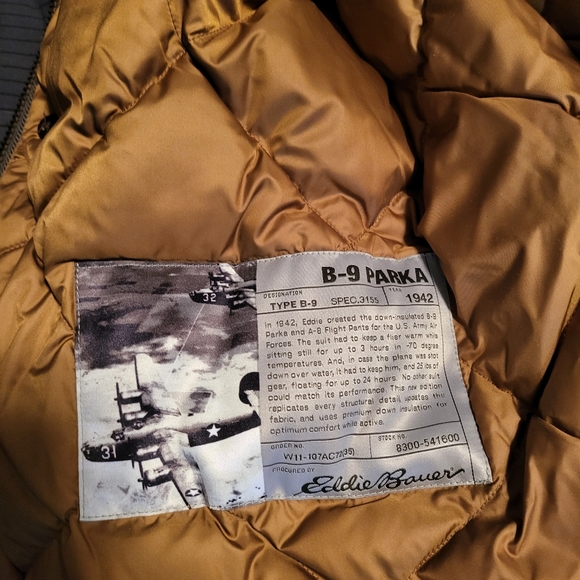 Coat - Picture 7 of 10